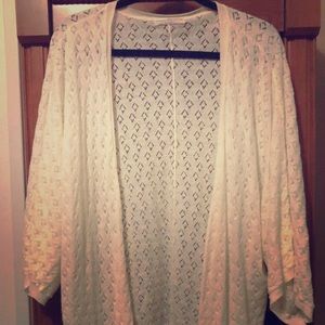 White lace kimono
